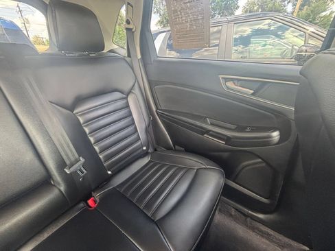 Used 2024 Ford Edge SEL AWD/4WD image 36