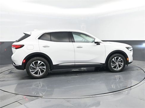 Used 2023 Buick Envision Essence image 4