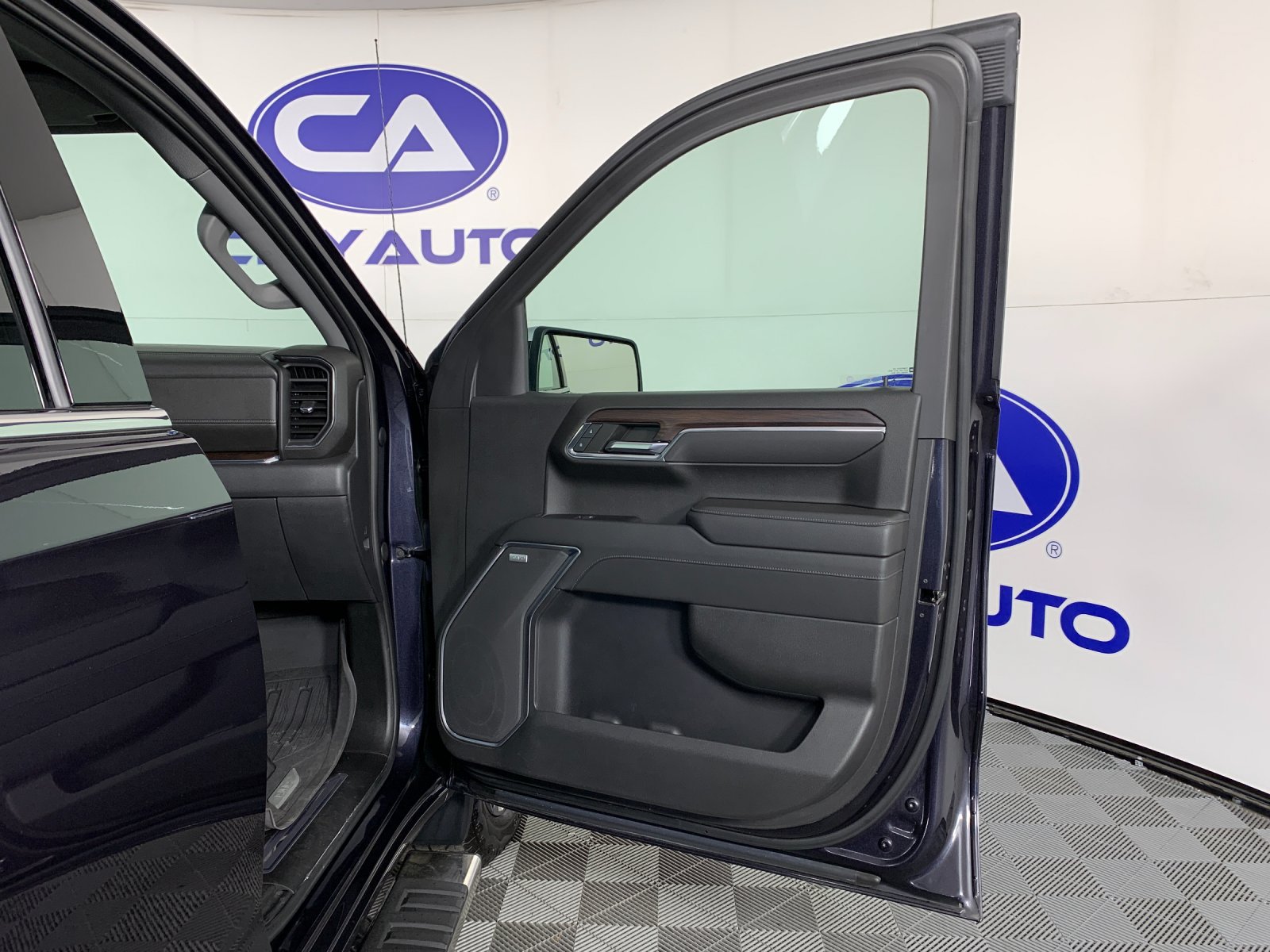 Used 2022 GMC Sierra 1500 SLT AWD/4WD image 37