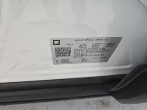 Certified 2023 Chevrolet Traverse LT FWD image 15