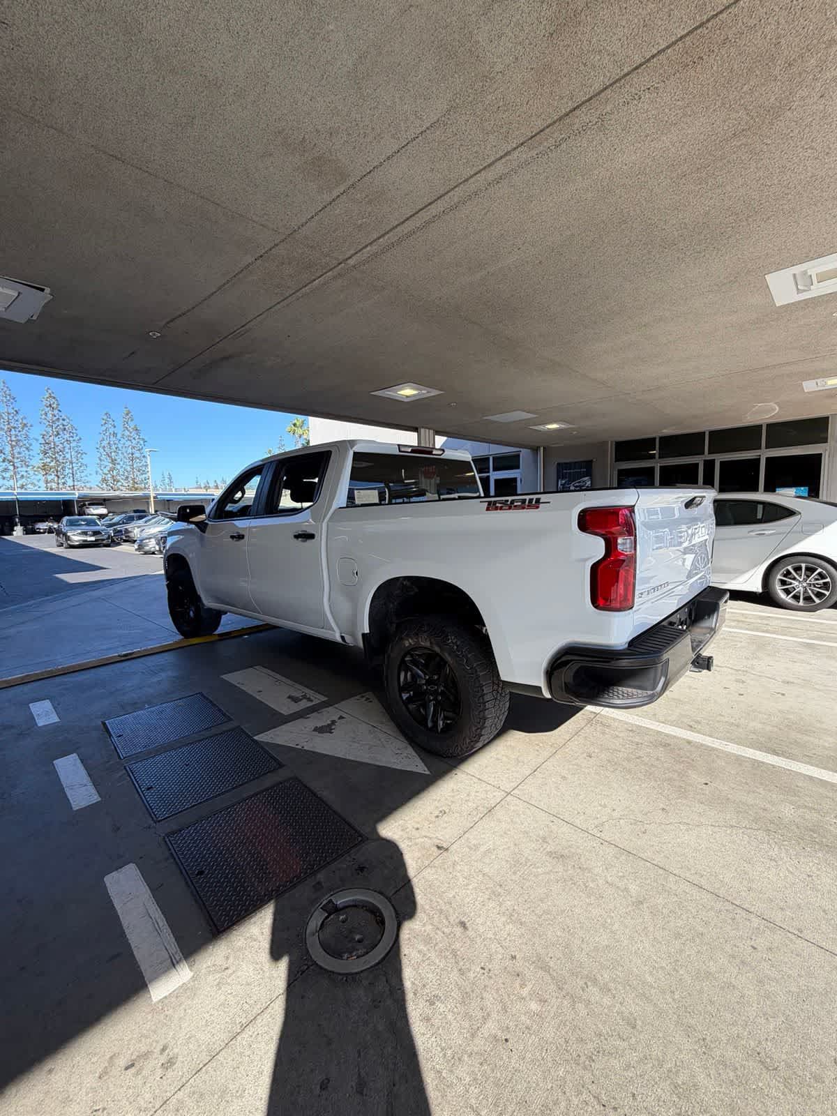 Used 2023 Chevrolet Silverado 1500 LT Trail Boss w/ Protection Package AWD/4WD image 5