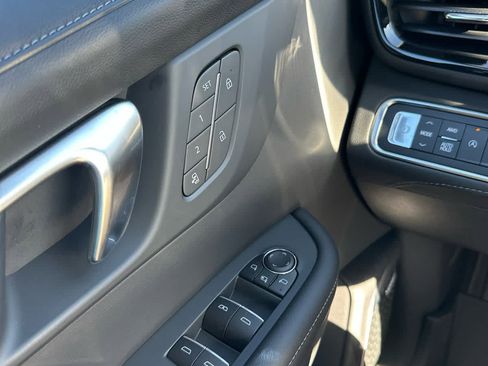 New 2025 Buick Enclave Sport Touring w/ Super Cruise Package image 19