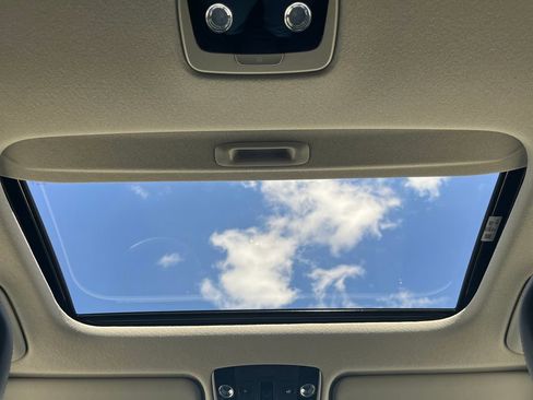 New 2026 Kia Niro EX FWD image 18