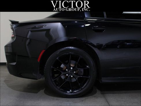 Used 2019 Dodge Charger R/T w/ Plus Group image 12