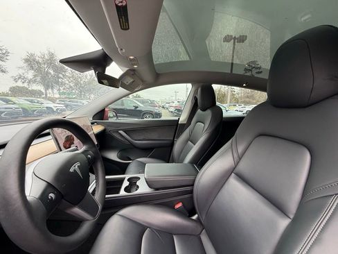 Used 2022 Tesla Model Y Performance image 21