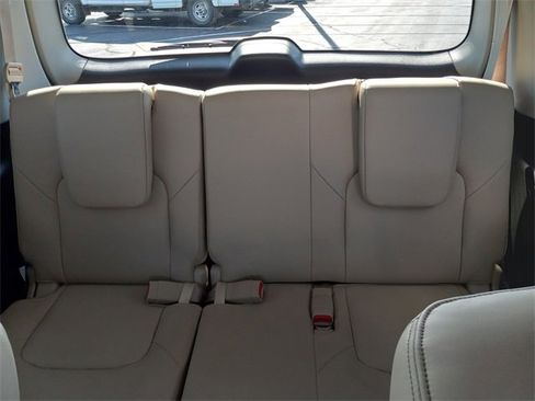 Used 2024 Nissan Armada Platinum w/ Captain's Chairs Package image 15