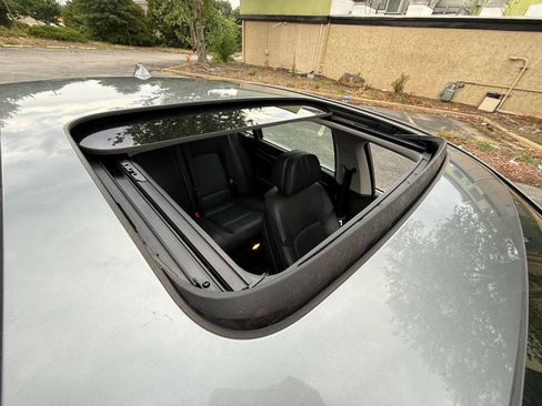 Used 2014 BMW 750Li RWD image 19