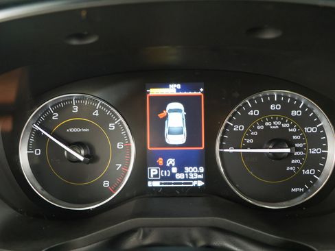 Used 2022 Subaru Crosstrek 2.5i Sport w/ Moonroof Package AWD/4WD image 15