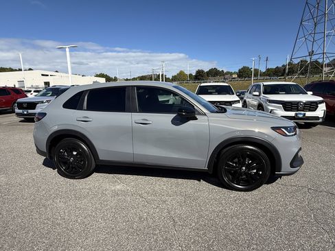 New 2026 Honda HR-V Sport image 2