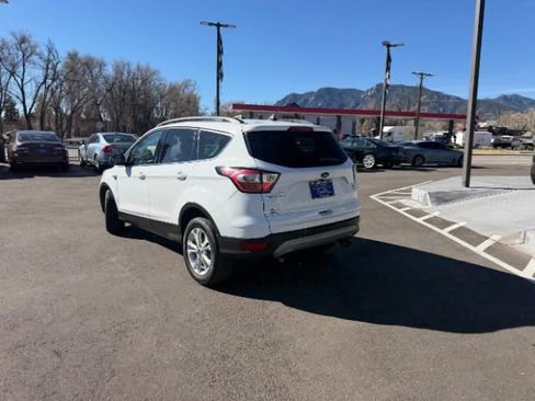 Used 2018 Ford Escape SE w/ SE Sync 3 Package image 11