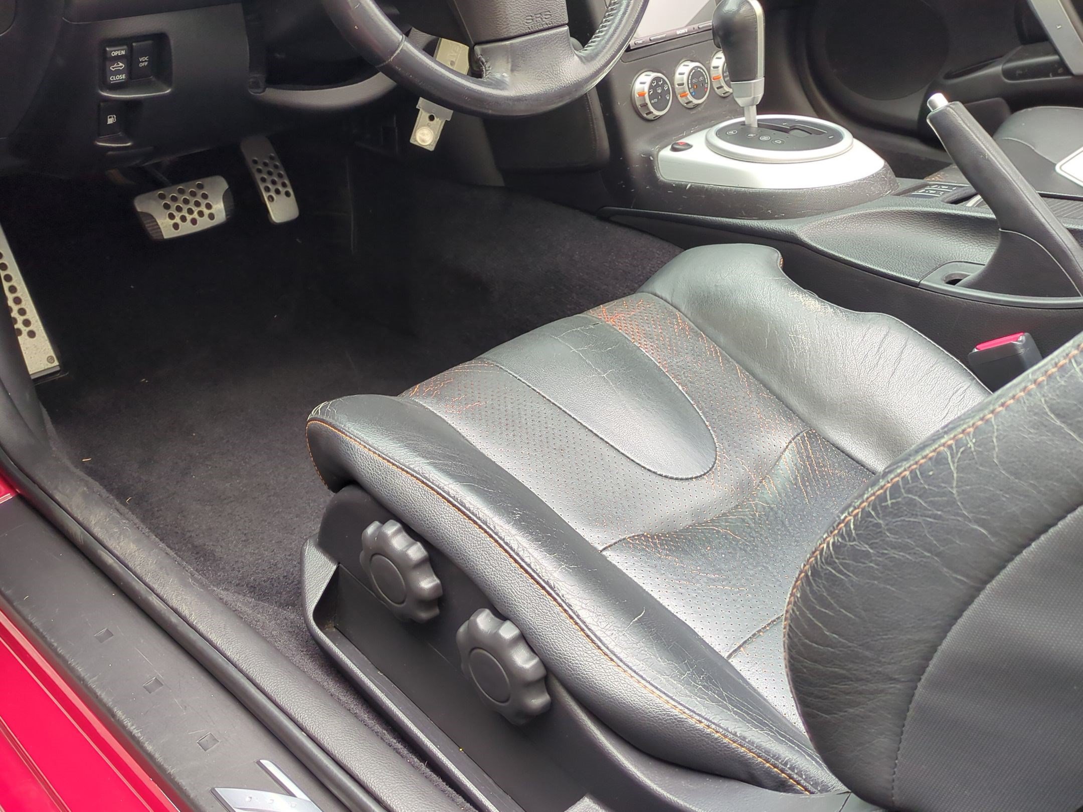 Used 2006 Nissan 350Z Grand Touring RWD image 17