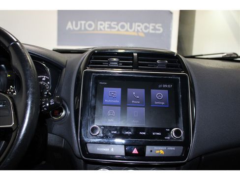 Used 2020 Mitsubishi Outlander Sport SE image 32