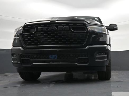 Used 2025 RAM 1500 Big Horn RWD image 30