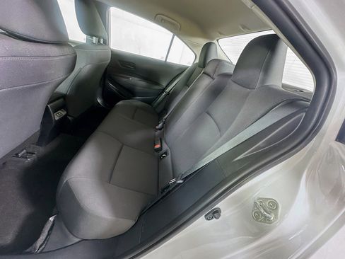 Used 2025 Toyota Corolla LE image 27