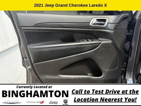 Used 2021 Jeep Grand Cherokee Laredo X AWD/4WD image 6