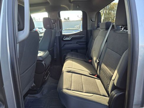 Used 2023 GMC Sierra 1500 SLE w/ Enhanced Capability Package AWD/4WD image 17