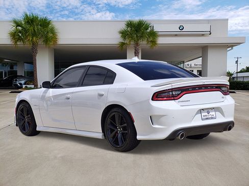 Used 2022 Dodge Charger R/T w/ Plus Group RWD image 6