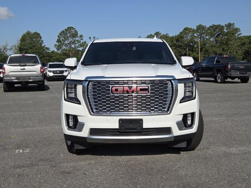 Used 2023 GMC Yukon Denali AWD/4WD image 17