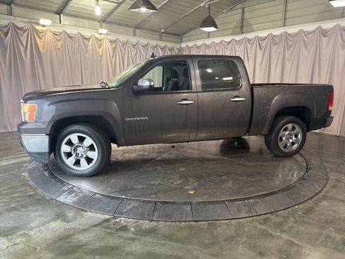 Used 2010 GMC Sierra 1500 SLE w/ Regional Value Package image 8