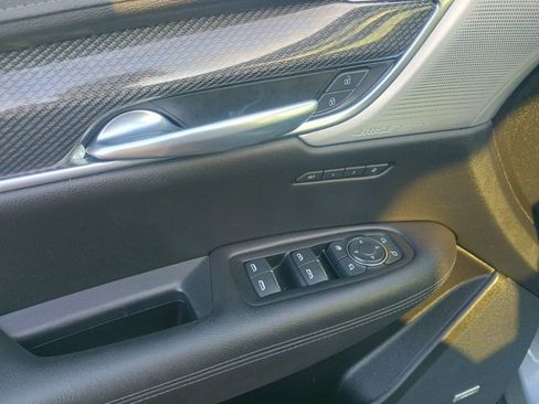 Used 2023 Cadillac XT5 Sportv w/ LPO, Floor Liner Package image 11