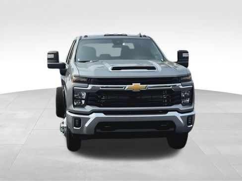New 2026 Chevrolet Silverado 3500 LT w/ Convenience Package AWD/4WD image 3