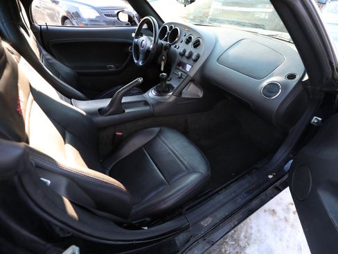 Used 2007 Pontiac Solstice GXP w/ Premium Package image 10