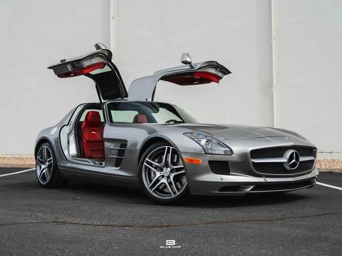 Used 2011 Mercedes-Benz SLS AMG Coupe image 1