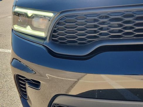 Used 2023 Dodge Durango GT RWD image 8