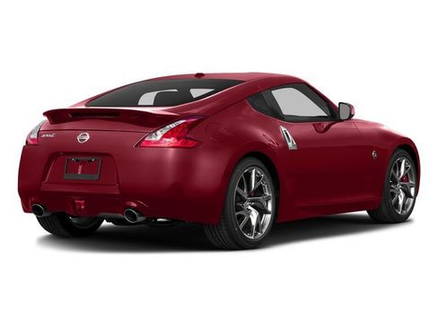Used 2017 Nissan 370Z Coupe image 2