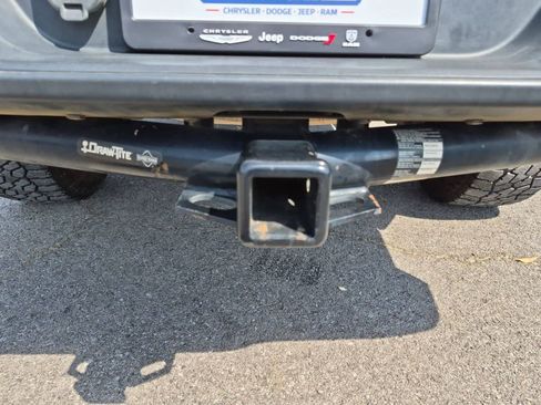 Used 2020 Jeep Gladiator Overland AWD/4WD image 25