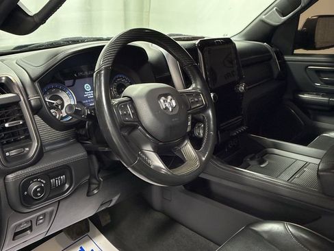 Used 2021 RAM 1500 Limited w/ Body Color Bumper Group image 10