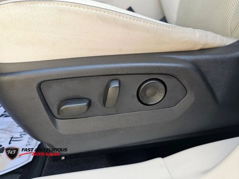 Used 2021 Buick Envision Essence AWD/4WD image 13