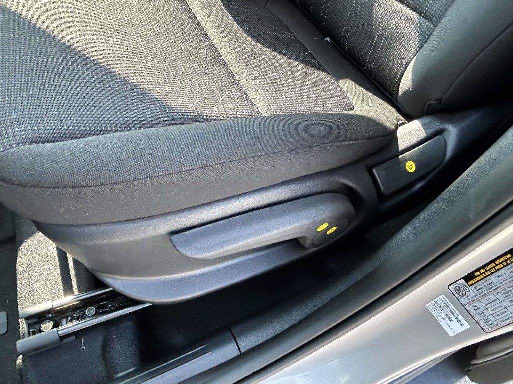 New 2026 Hyundai Venue SE FWD image 17