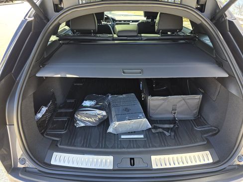 Used 2026 Land Rover Range Rover Velar Dynamic SE image 18