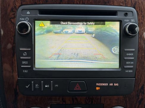Used 2014 Chevrolet Traverse LT FWD image 44