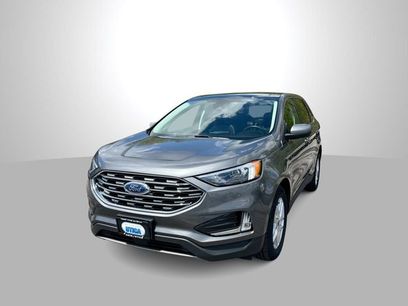 Used 2022 Ford Edge SEL w/ Convenience Package