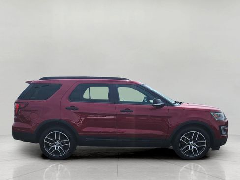 Used 2017 Ford Explorer Sport w/ Equipment Group 401A AWD/4WD image 9