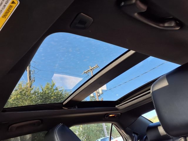 Used 2023 Chrysler 300 S RWD image 9