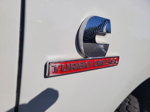 Used 2024 RAM 2500 Laramie AWD/4WD image 30
