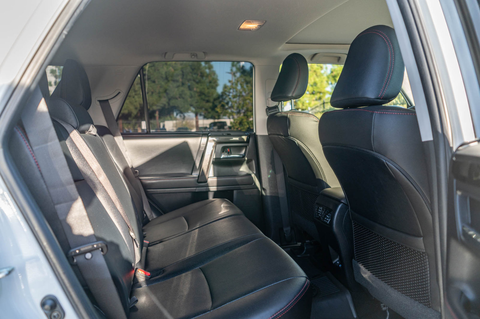 Certified 2024 Toyota 4Runner TRD Off-Road Premium w/ Off Road Premium Plus Package AWD/4WD image 18