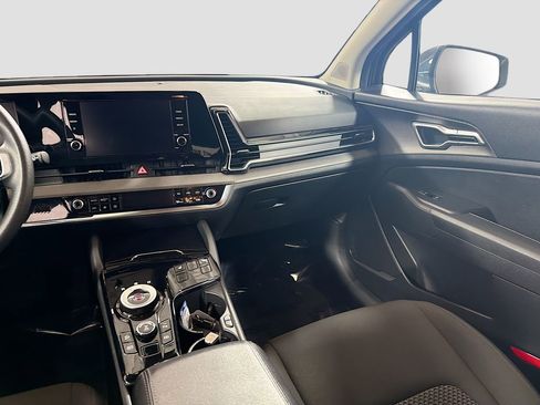 Used 2023 Kia Sportage LX image 23