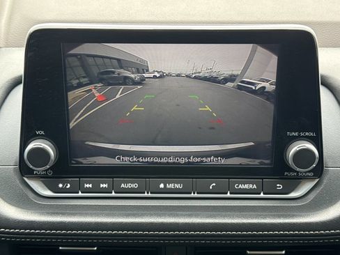 Certified 2023 Nissan Rogue SV w/ SV Premium B Package image 8