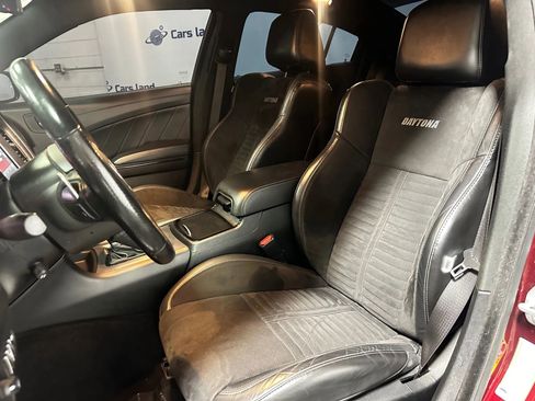 Used 2019 Dodge Charger R/T w/ Daytona Edition Group image 6