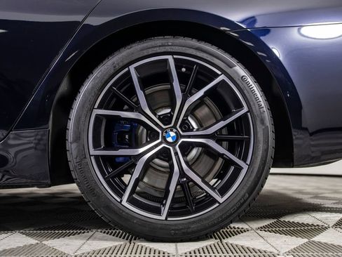 Used 2022 BMW M550i xDrive w/ Premium Package AWD/4WD image 41