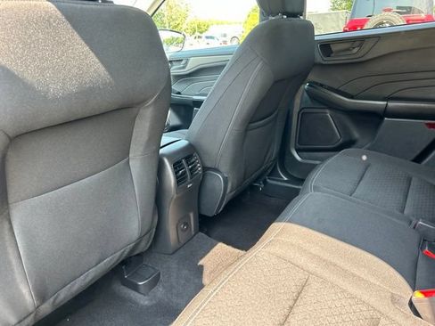 Used 2025 Ford Escape Active AWD/4WD image 12
