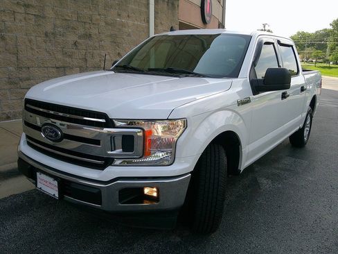 Used 2020 Ford F150 XLT RWD image 2