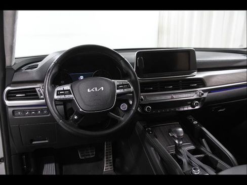 Used 2022 Kia Telluride SX w/ SX Prestige Package AWD/4WD image 6