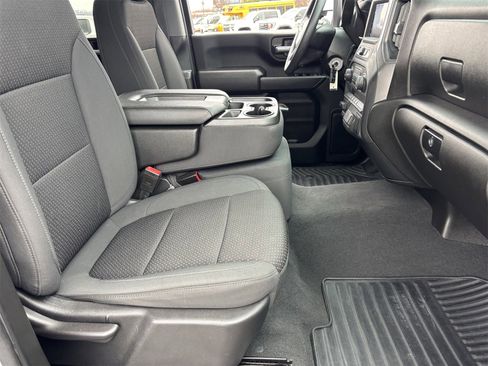 Used 2021 Chevrolet Silverado 2500 Custom w/ Custom Value Package image 26