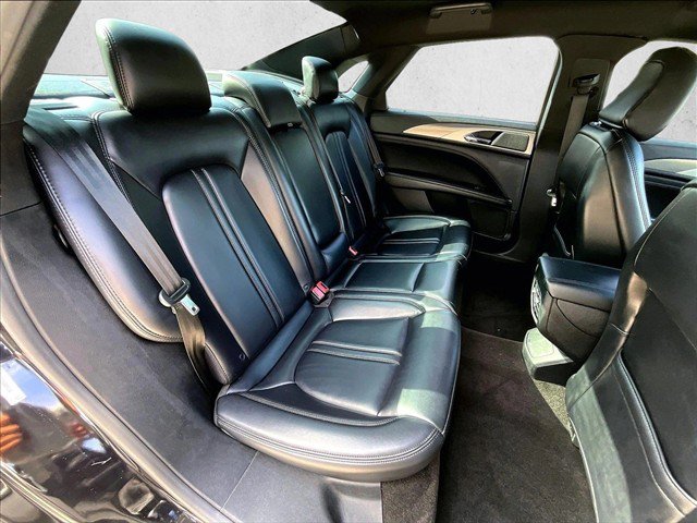 Used 2020 Lincoln MKZ FWD image 29