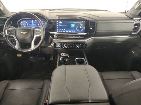 Used 2023 Chevrolet Silverado 1500 LTZ w/ LTZ Convenience Package II AWD/4WD image 11